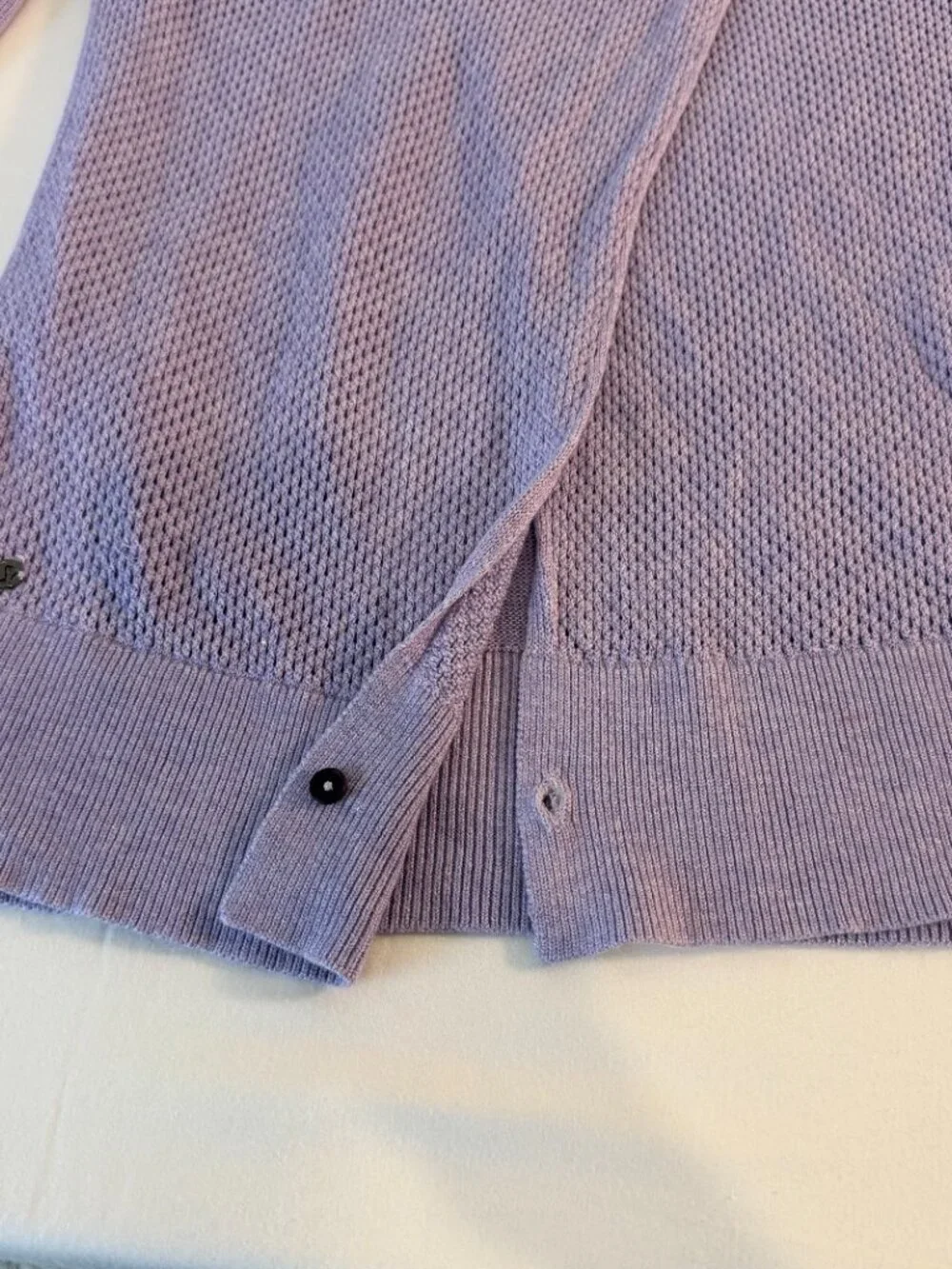 Lululemon Lavender Knit Sweater Womens Medium Purple Lightweight Long Sleeve
